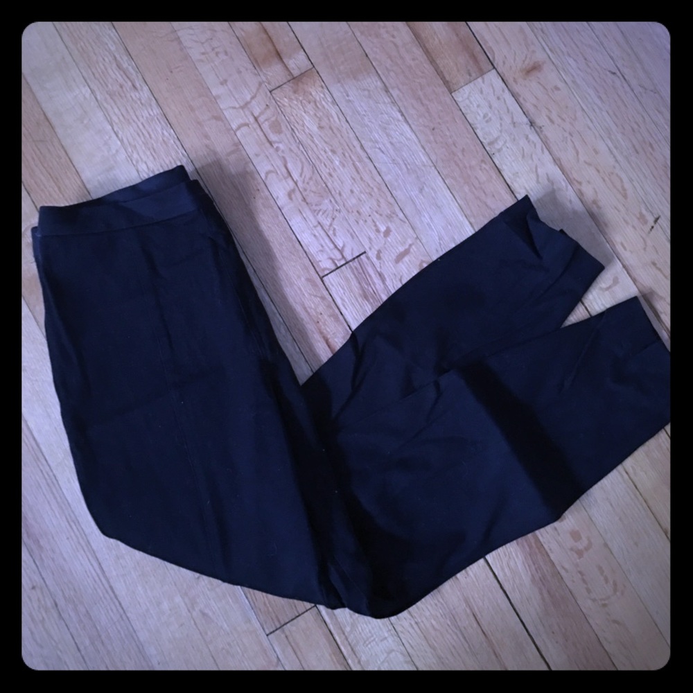 Black Old Navy high rise pants size 8